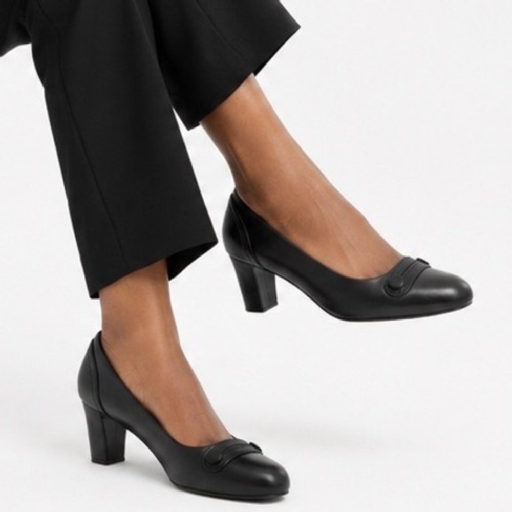 Clarks Artisan Tamryn Cider‎ Black Leather Pumps Block Heel Round Toe 11 35-06